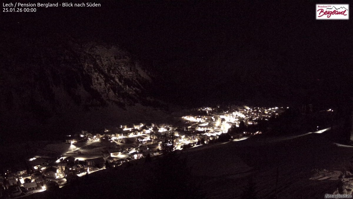 Archiv Foto Webcam Oberlech: Ausblick Pension Bergland