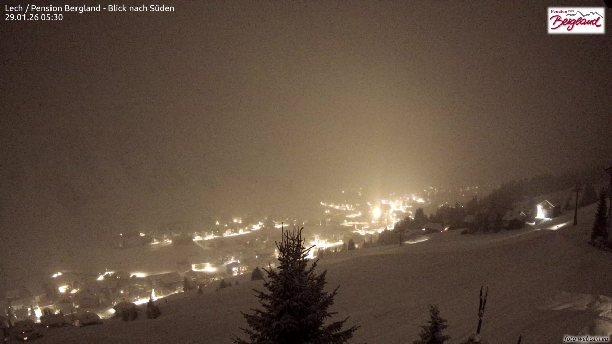 Archived image Webcam Lech am Arlberg - Guesthouse Bergland