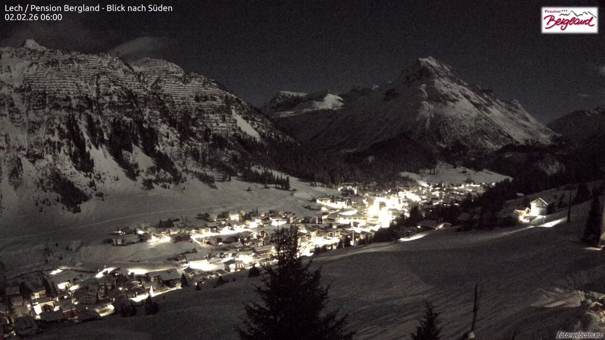 Archiv Foto Webcam Oberlech: Ausblick Pension Bergland