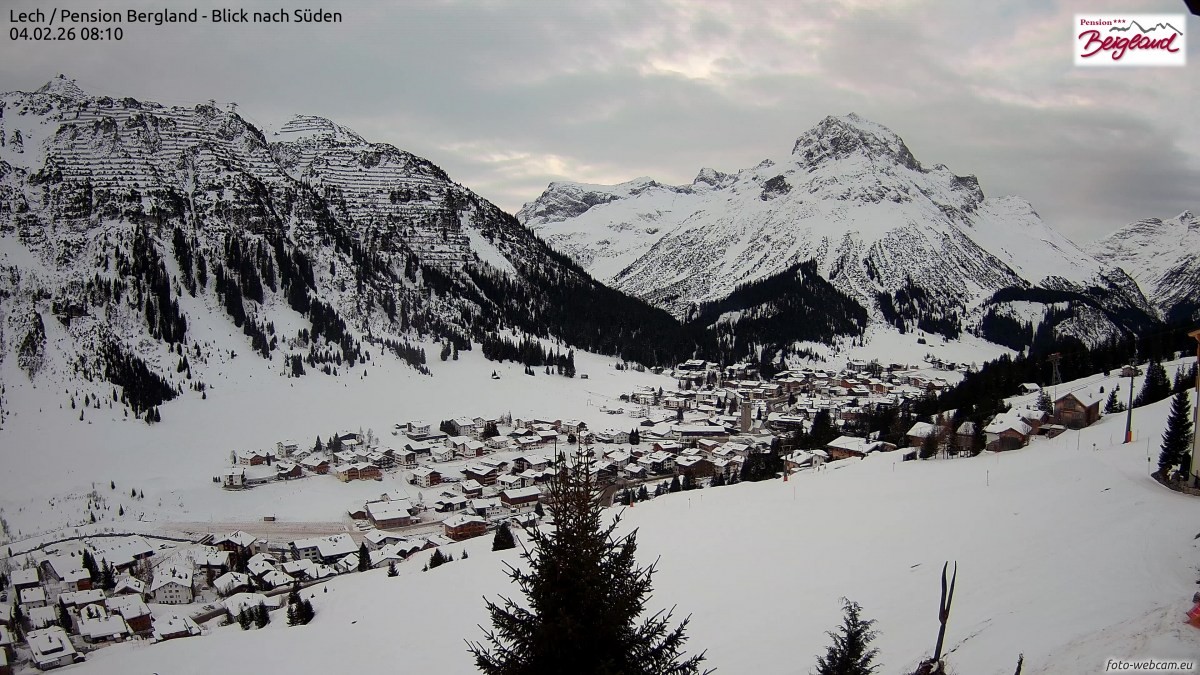 Archiv Foto Webcam Oberlech: Ausblick Pension Bergland
