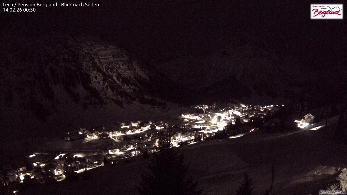 Archiv Foto Webcam Oberlech: Ausblick Pension Bergland