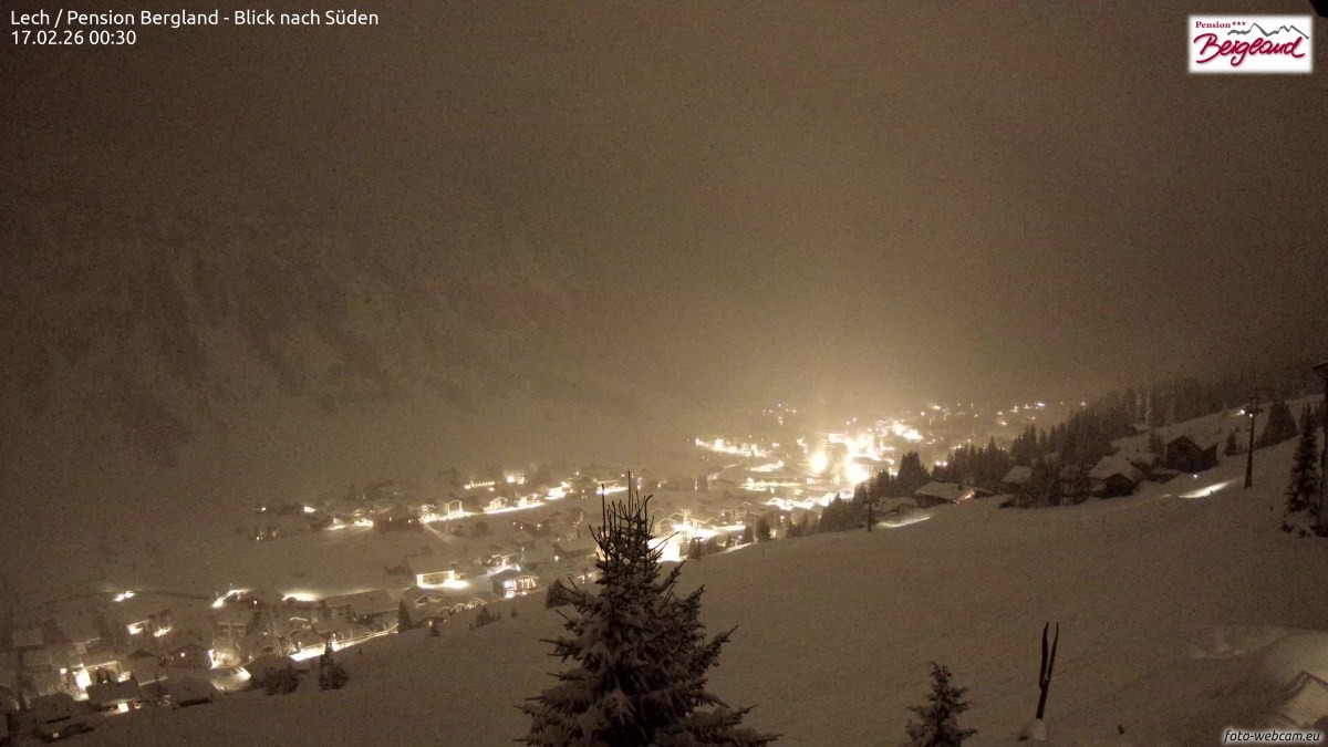 Archived image Webcam Lech am Arlberg - Guesthouse Bergland