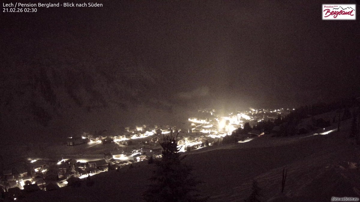 Archiv Foto Webcam Oberlech: Ausblick Pension Bergland
