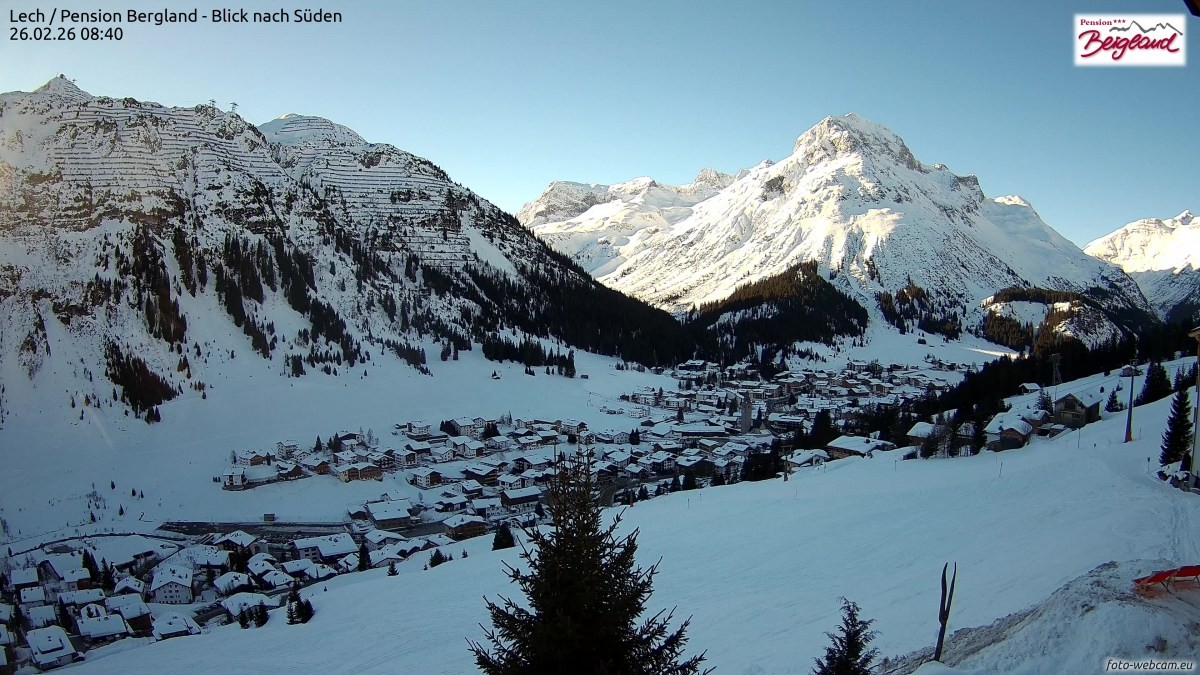 Archived image Webcam Lech am Arlberg - Guesthouse Bergland