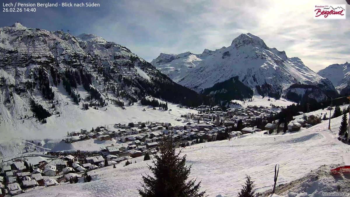 Archived image Webcam Lech am Arlberg - Guesthouse Bergland