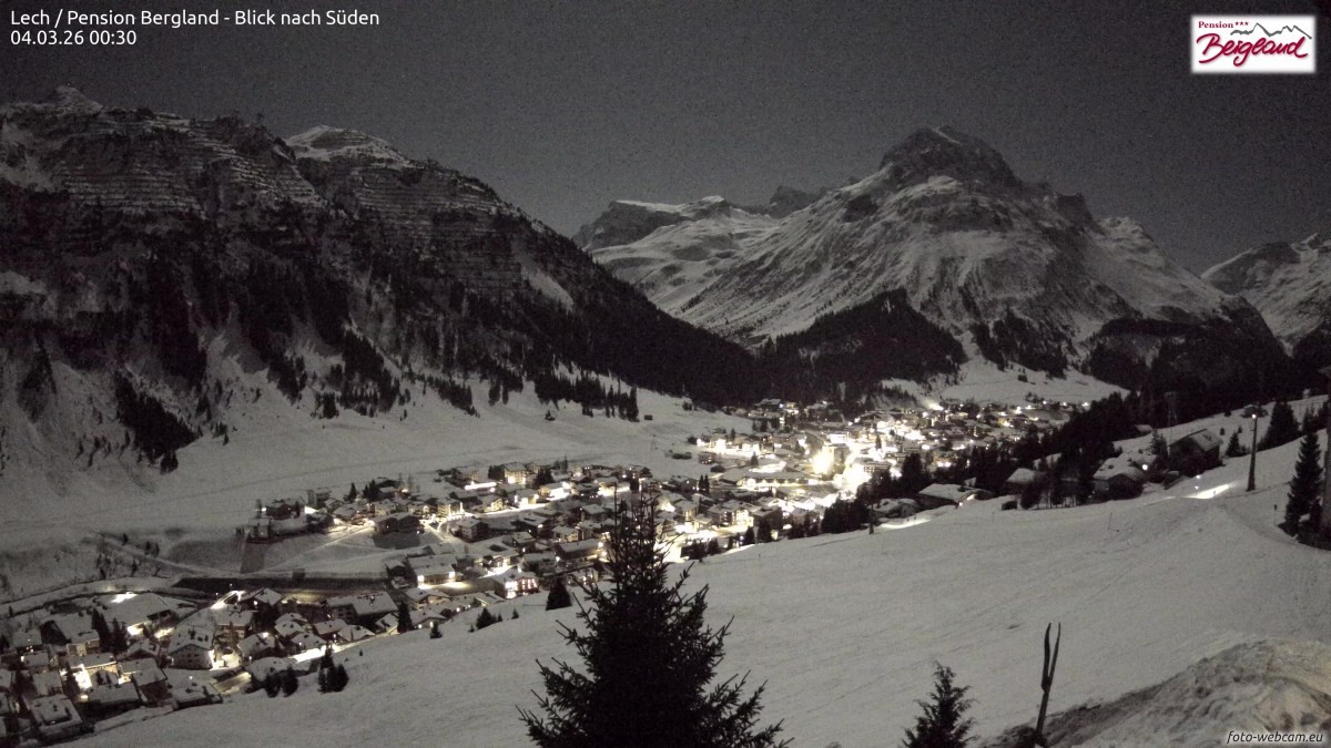 Archived image Webcam Lech am Arlberg - Guesthouse Bergland