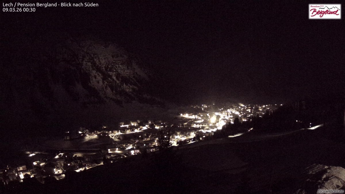 Archiv Foto Webcam Oberlech: Ausblick Pension Bergland