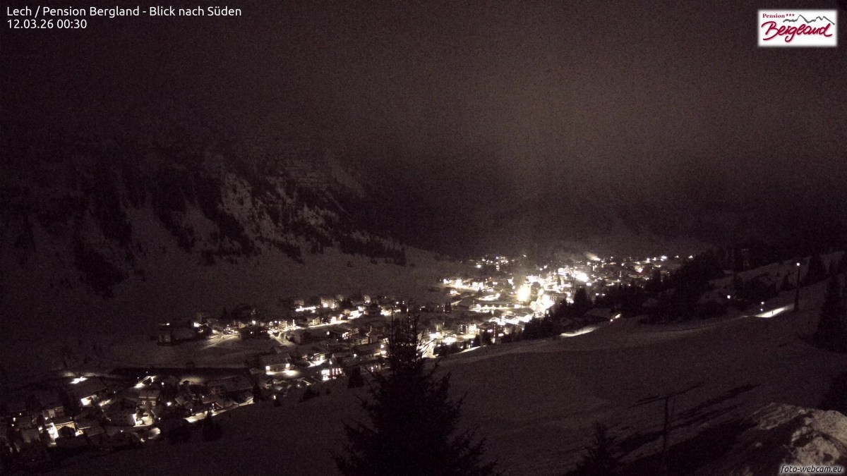 Archiv Foto Webcam Oberlech: Ausblick Pension Bergland