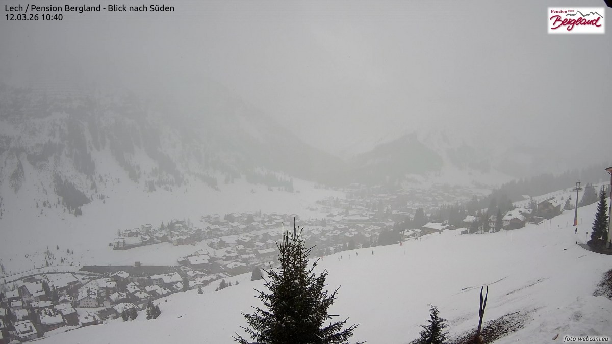 Archived image Webcam Lech am Arlberg - Guesthouse Bergland