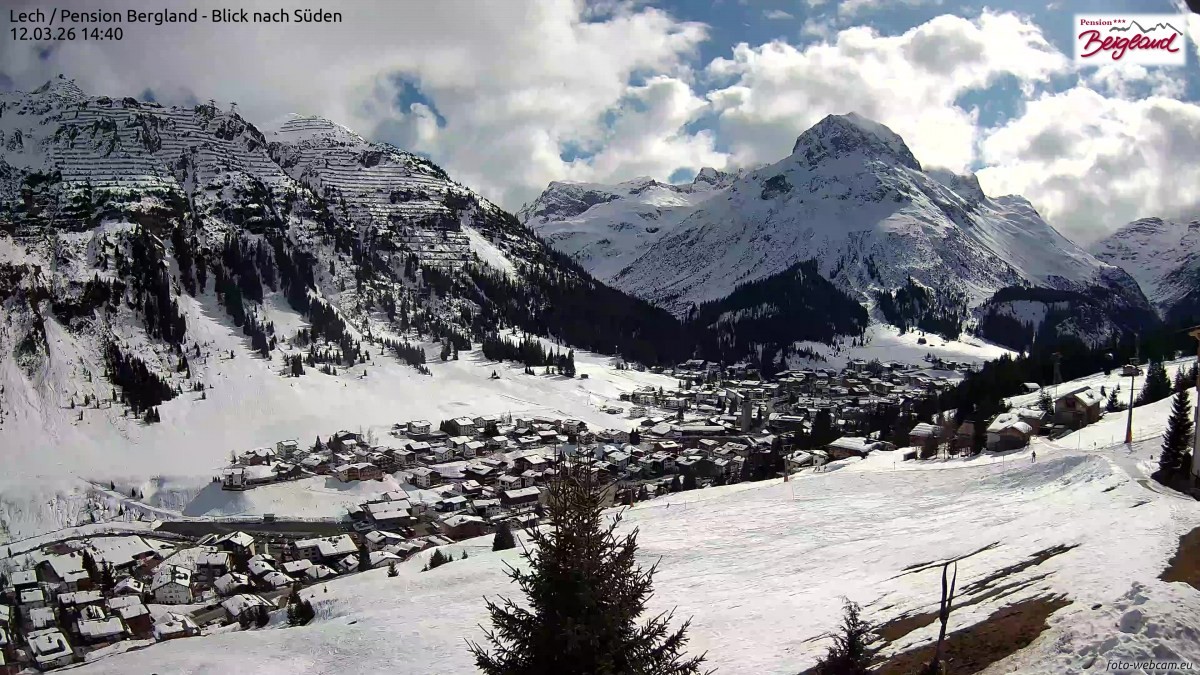 Archived image Webcam Lech am Arlberg - Guesthouse Bergland