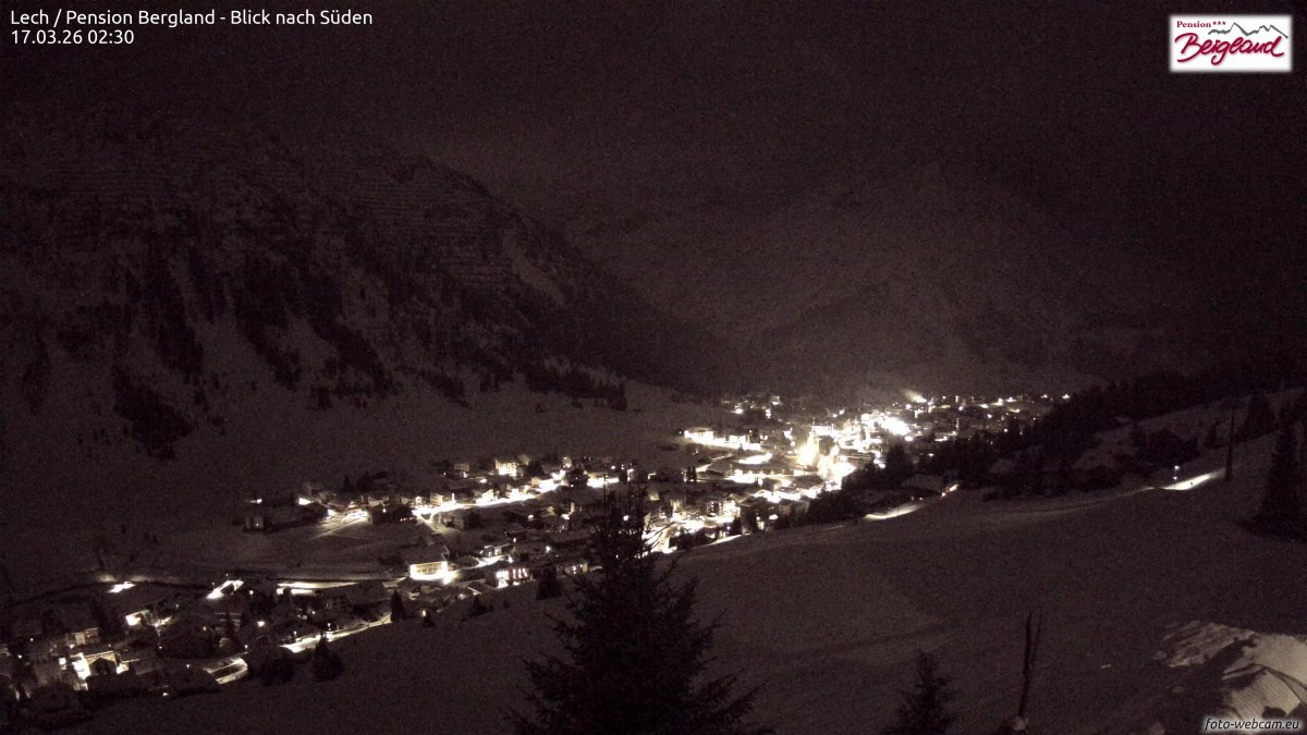 Archiv Foto Webcam Oberlech: Ausblick Pension Bergland