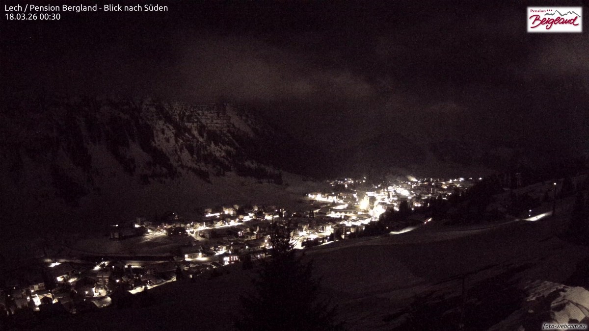 Archiv Foto Webcam Oberlech: Ausblick Pension Bergland