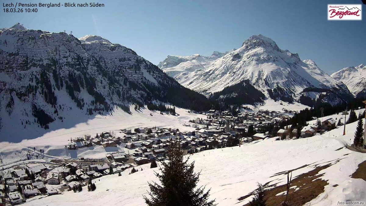 Archiv Foto Webcam Oberlech: Ausblick Pension Bergland