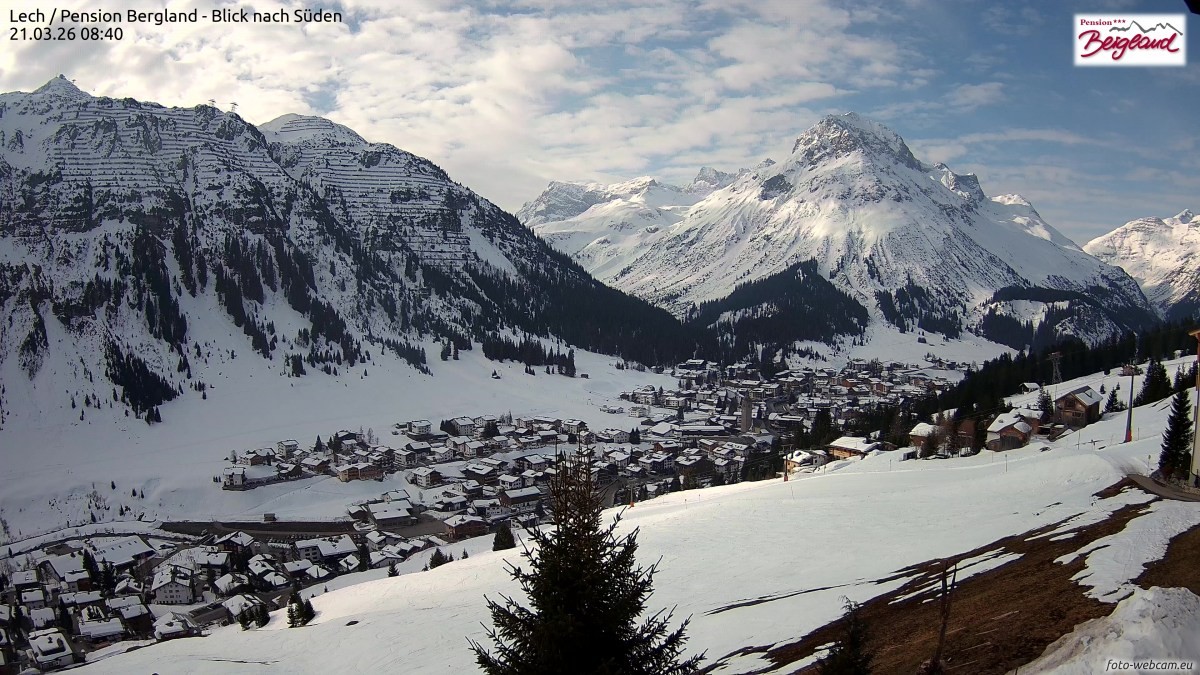 Archived image Webcam Lech am Arlberg - Guesthouse Bergland
