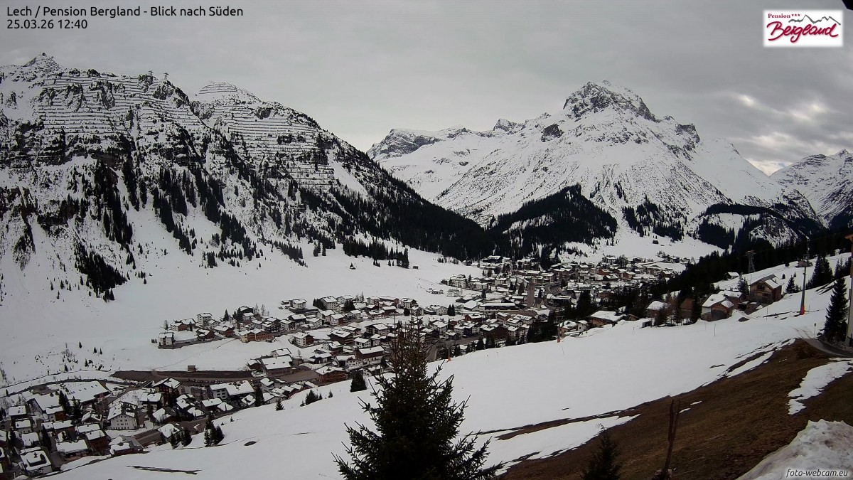 Archived image Webcam Lech am Arlberg - Guesthouse Bergland