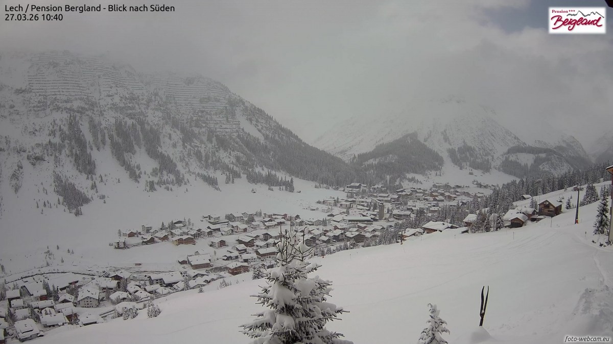 Archived image Webcam Lech am Arlberg - Guesthouse Bergland