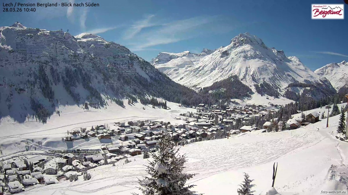 Archived image Webcam Lech am Arlberg - Guesthouse Bergland