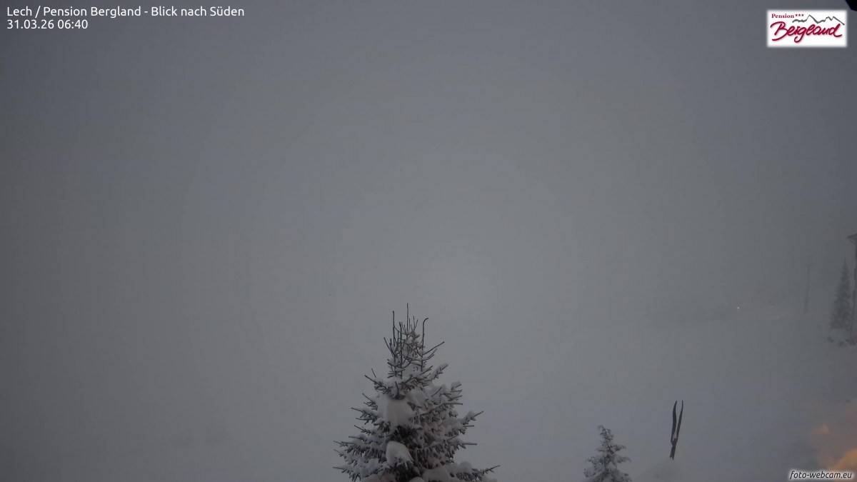 Archived image Webcam Lech am Arlberg - Guesthouse Bergland