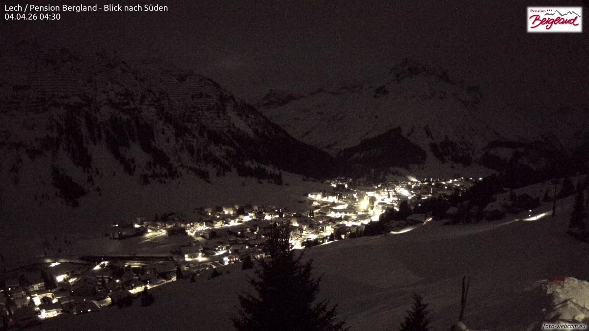 Archiv Foto Webcam Oberlech: Ausblick Pension Bergland