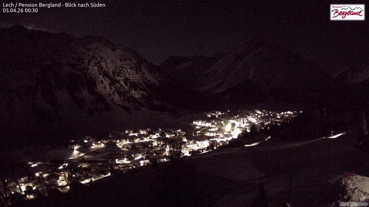 Archiv Foto Webcam Oberlech: Ausblick Pension Bergland
