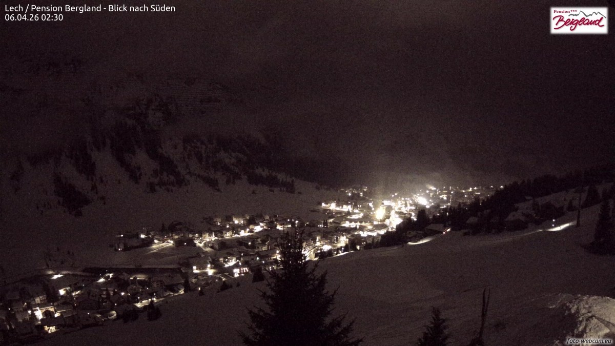Archiv Foto Webcam Oberlech: Ausblick Pension Bergland
