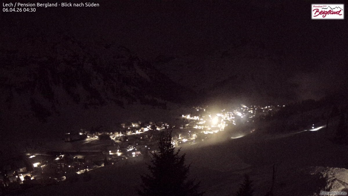 Archiv Foto Webcam Oberlech: Ausblick Pension Bergland