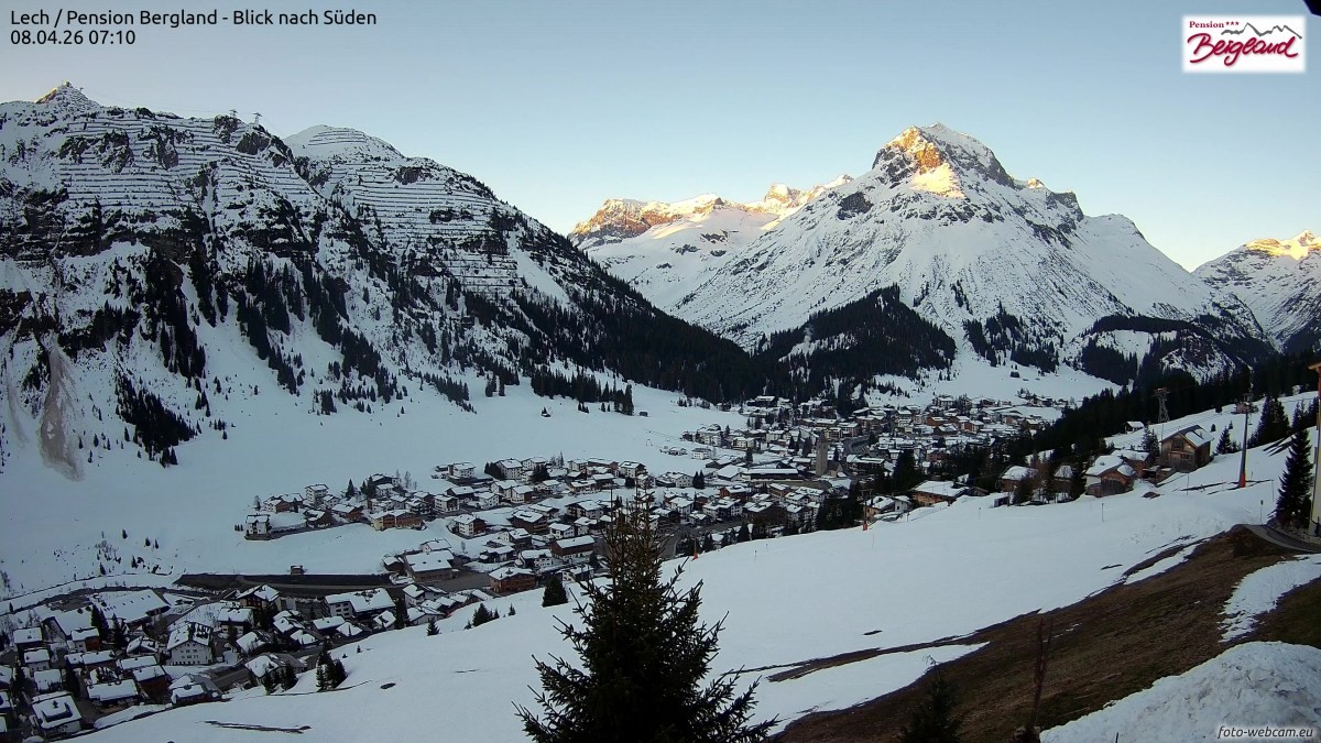 Archived image Webcam Lech am Arlberg - Guesthouse Bergland