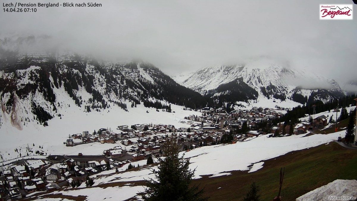 Archived image Webcam Lech am Arlberg - Guesthouse Bergland