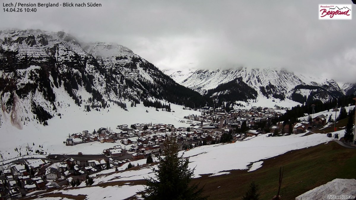 Archived image Webcam Lech am Arlberg - Guesthouse Bergland