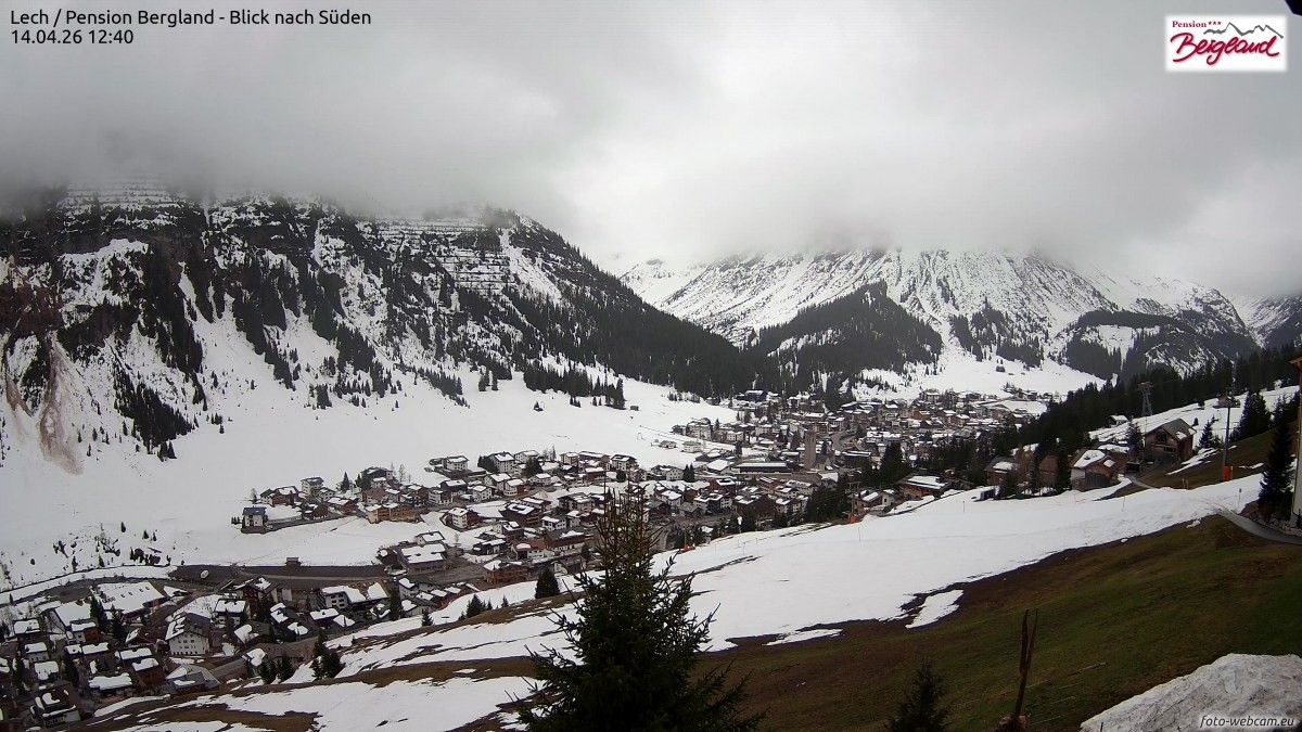 Archived image Webcam Lech am Arlberg - Guesthouse Bergland