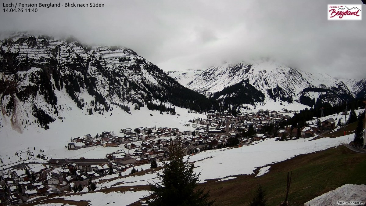 Archived image Webcam Lech am Arlberg - Guesthouse Bergland