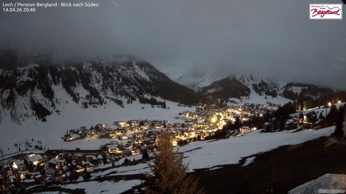 Archiv Foto Webcam Oberlech: Ausblick Pension Bergland