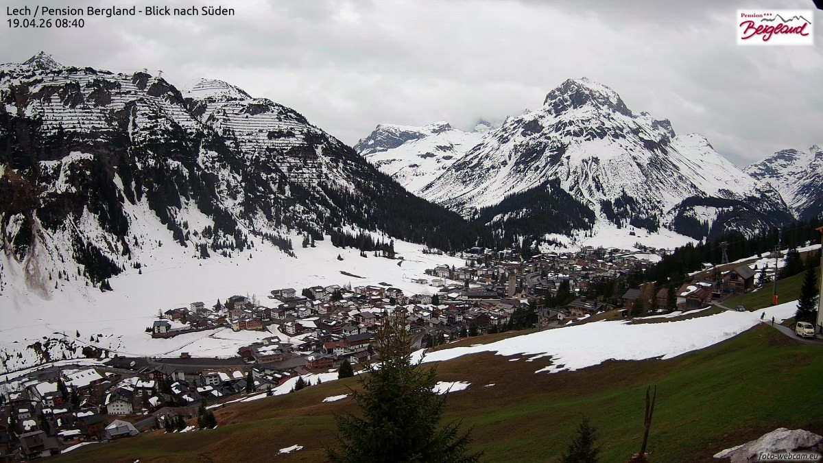 Archived image Webcam Lech am Arlberg - Guesthouse Bergland