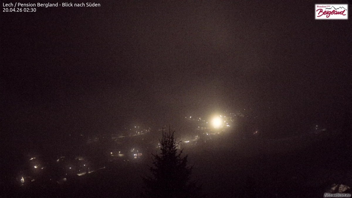 Archiv Foto Webcam Oberlech: Ausblick Pension Bergland