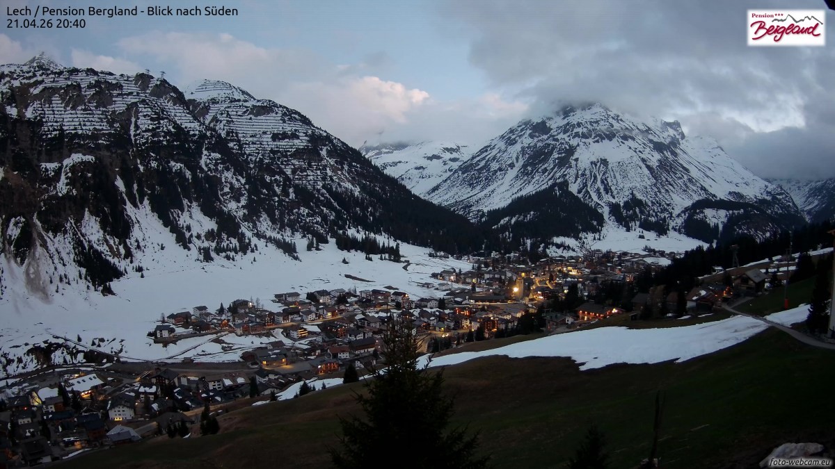 Archived image Webcam Lech am Arlberg - Guesthouse Bergland