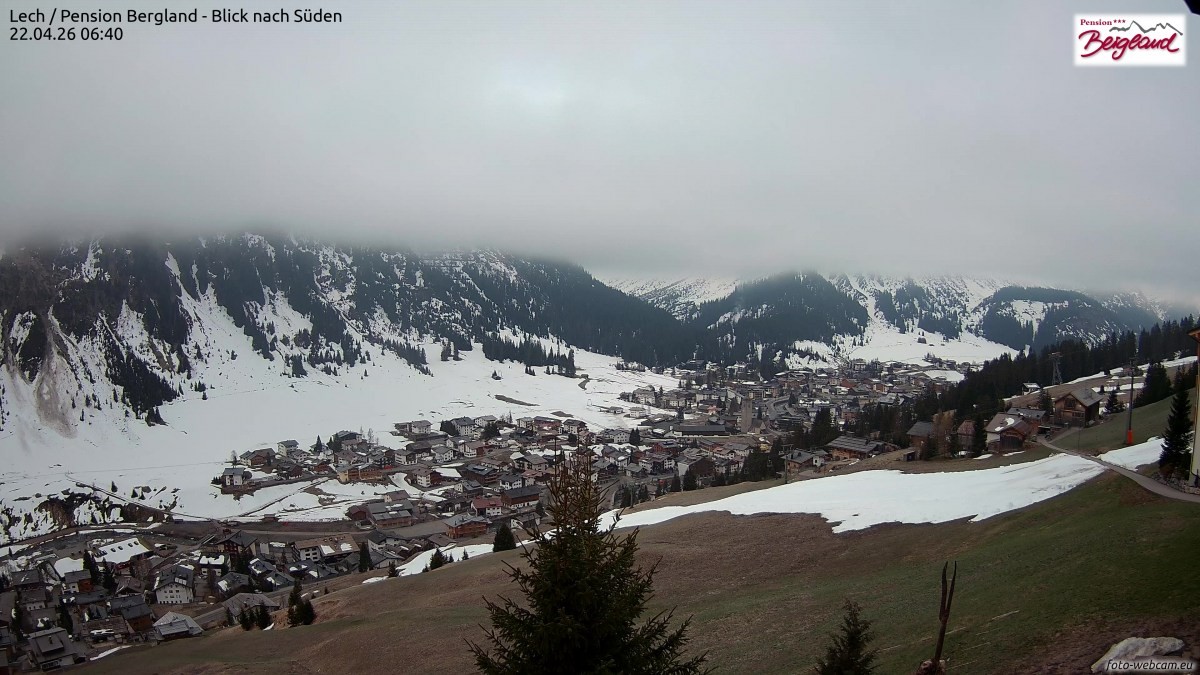 Archived image Webcam Lech am Arlberg - Guesthouse Bergland