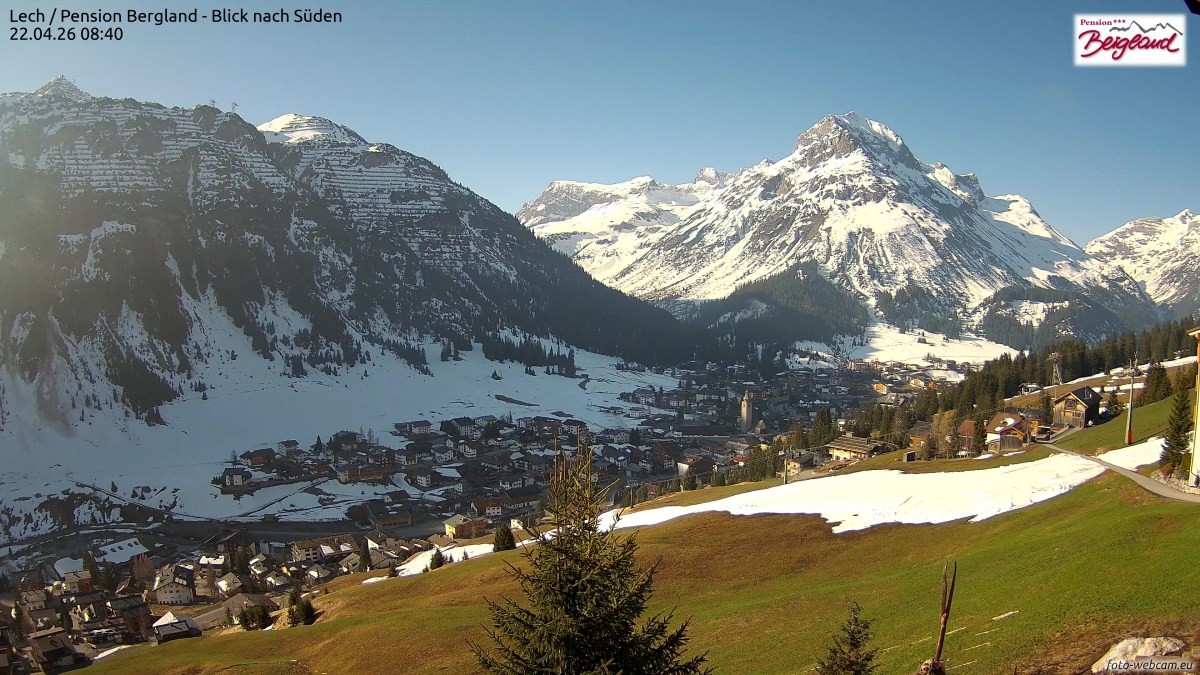 Archived image Webcam Lech am Arlberg - Guesthouse Bergland