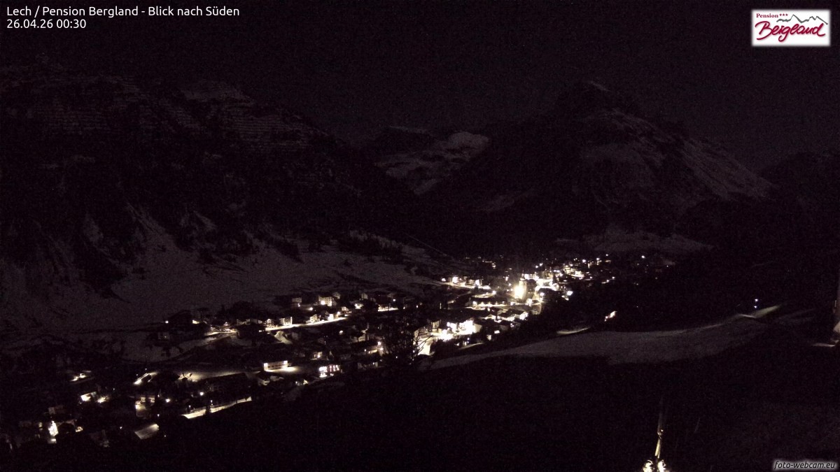 Archiv Foto Webcam Oberlech: Ausblick Pension Bergland