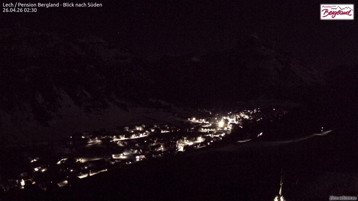 Archiv Foto Webcam Oberlech: Ausblick Pension Bergland