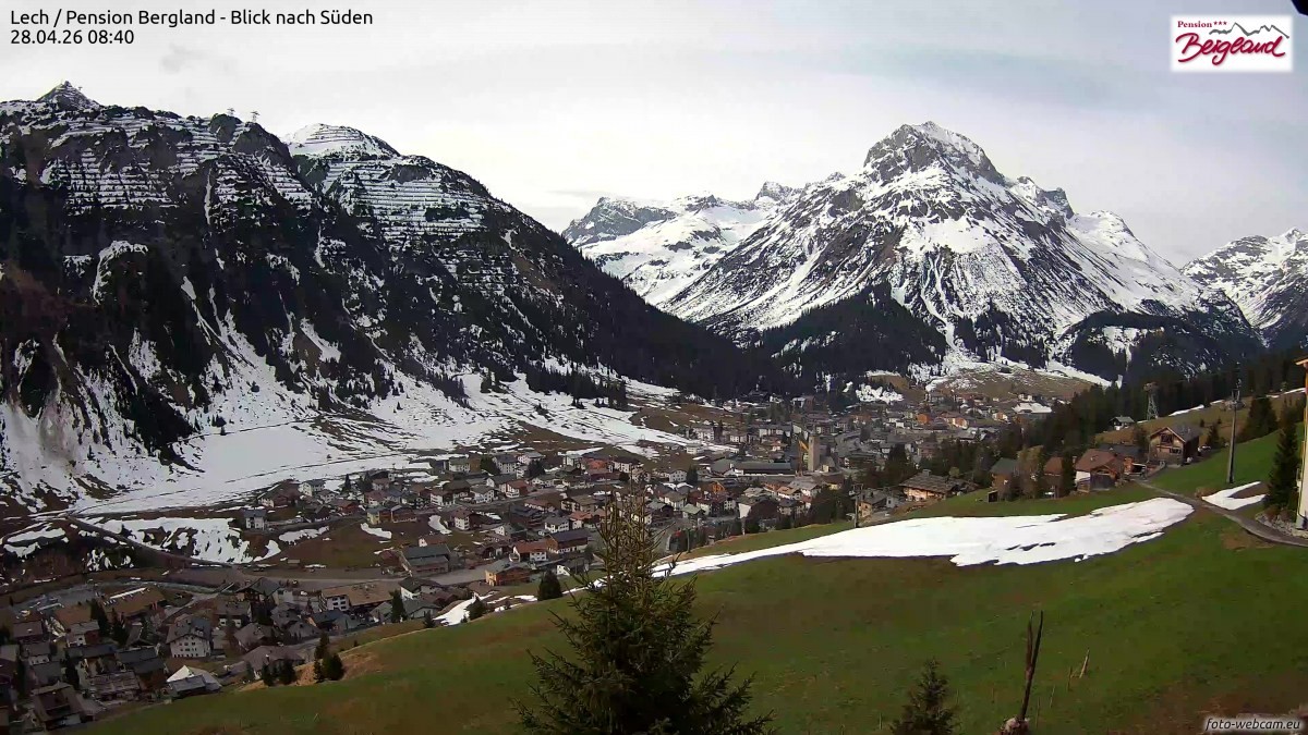 Archived image Webcam Lech am Arlberg - Guesthouse Bergland