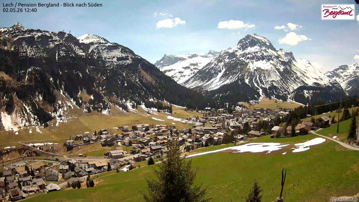 Archived image Webcam Lech am Arlberg - Guesthouse Bergland