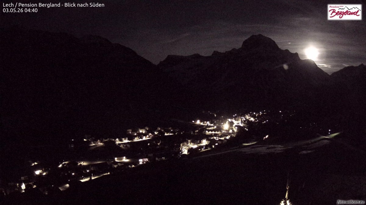 Archiv Foto Webcam Oberlech: Ausblick Pension Bergland