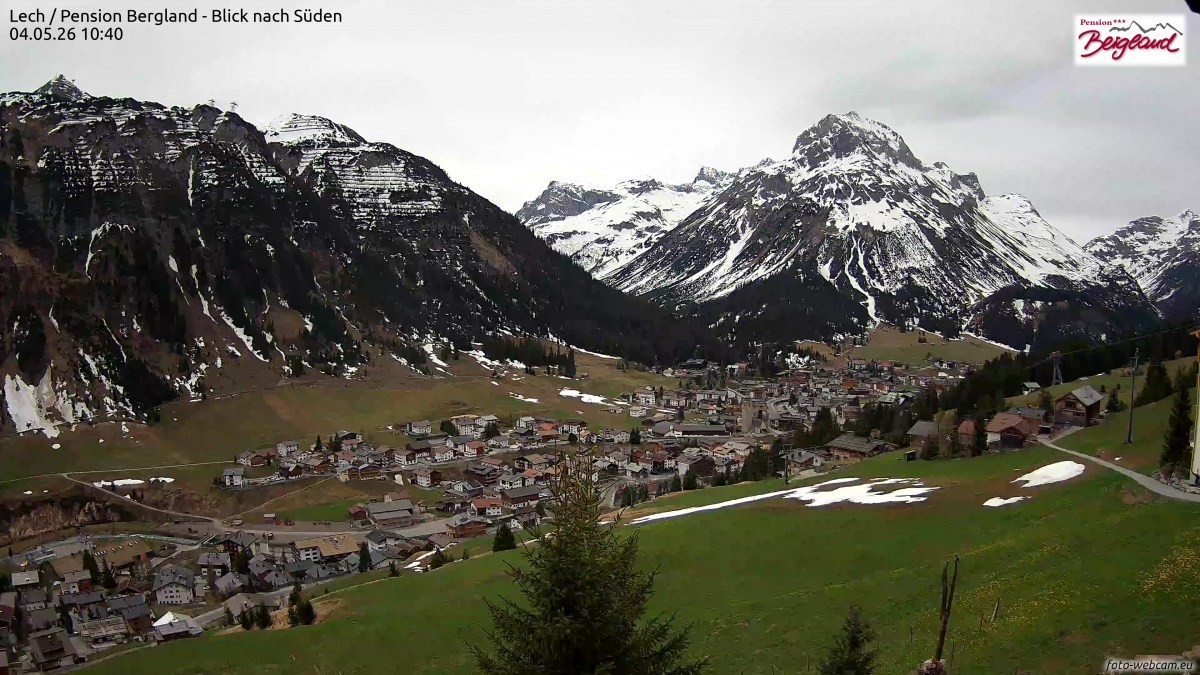Archived image Webcam Lech am Arlberg - Guesthouse Bergland