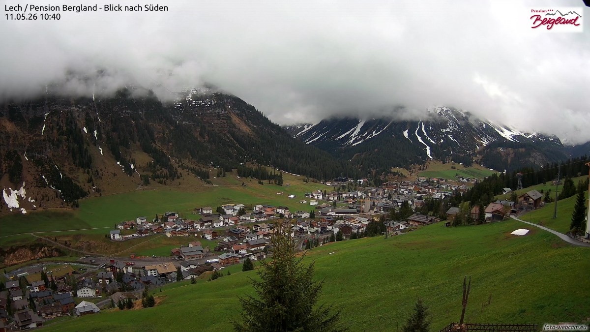Archived image Webcam Lech am Arlberg - Guesthouse Bergland