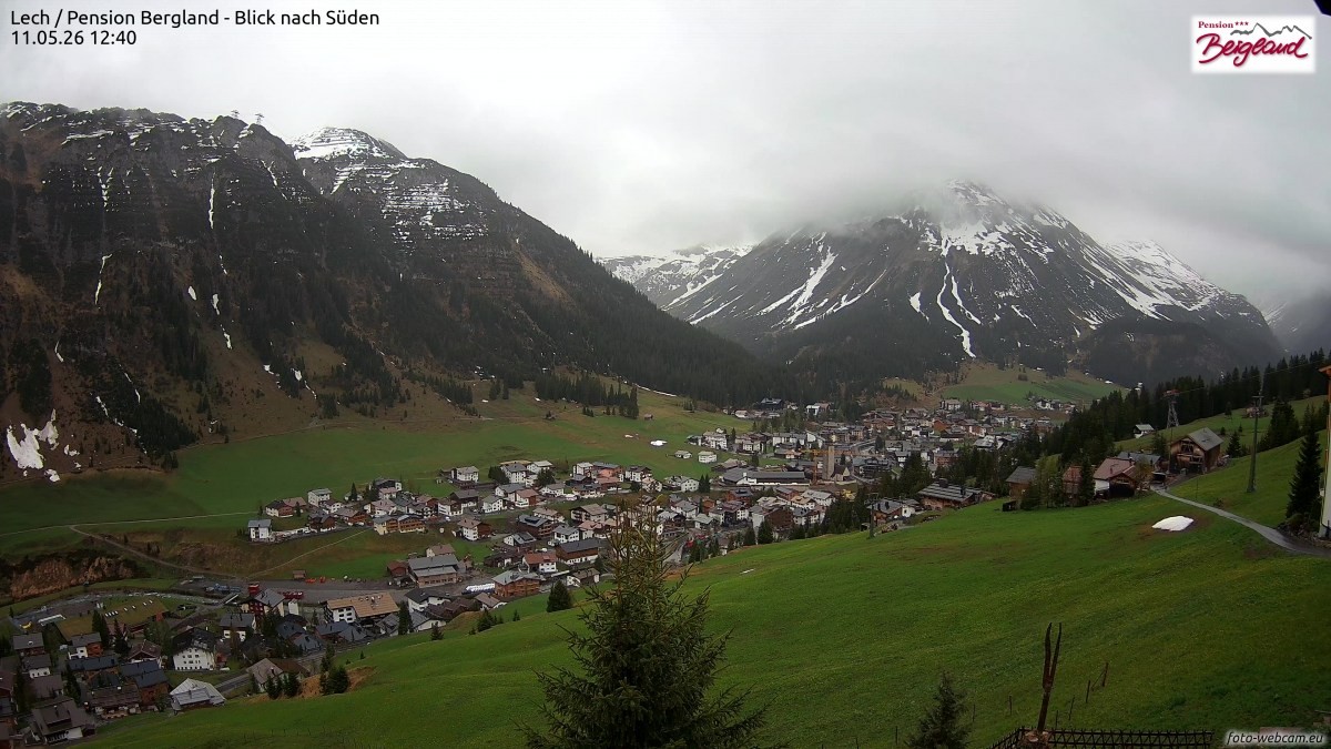 Archived image Webcam Lech am Arlberg - Guesthouse Bergland