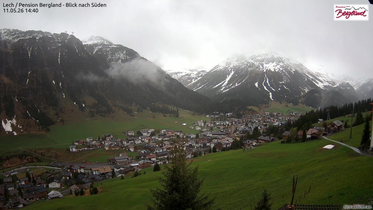 Archived image Webcam Lech am Arlberg - Guesthouse Bergland