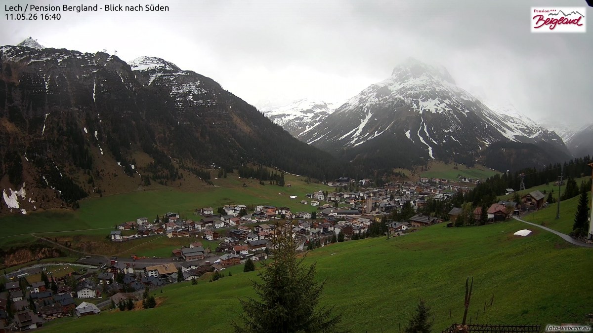 Archived image Webcam Lech am Arlberg - Guesthouse Bergland