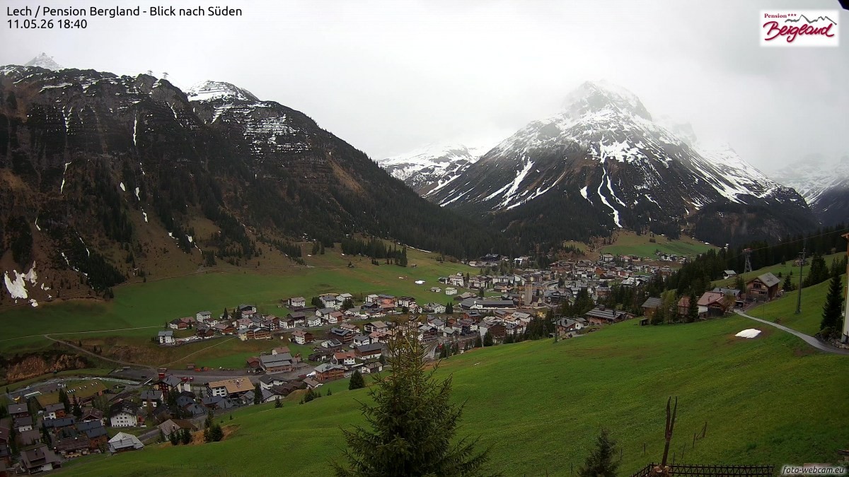 Archived image Webcam Lech am Arlberg - Guesthouse Bergland