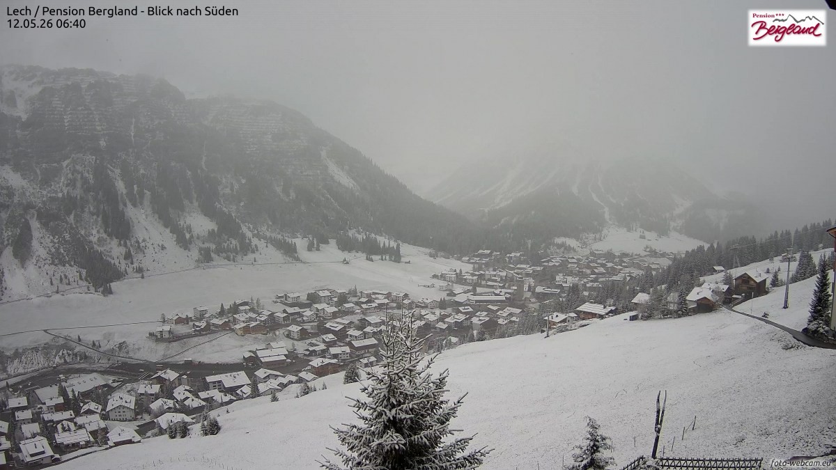 Archived image Webcam Lech am Arlberg - Guesthouse Bergland