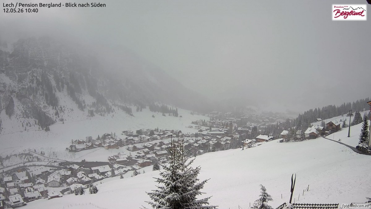 Archived image Webcam Lech am Arlberg - Guesthouse Bergland